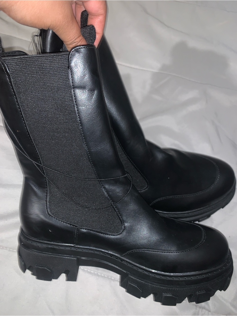 BLACK BOOTS ‼️